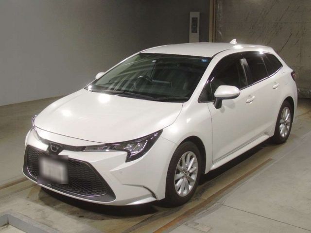 2442 Toyota Corolla touring ZRE212W 2019 г. (TAA Kinki)